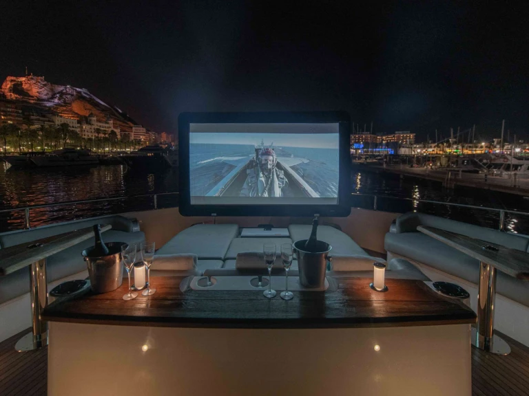 Boot mieten Cannes günstig Wyldecrest