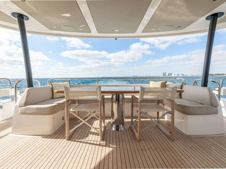 Sunseeker GOLDEN OURS mieten Boston