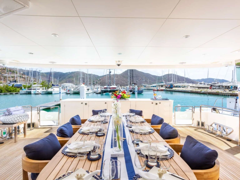 Vermietung Yacht Horizon mit Führerschein