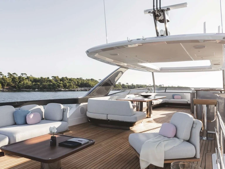 Yacht mit oder ohne Skipper Azimut mieten in Podstrana