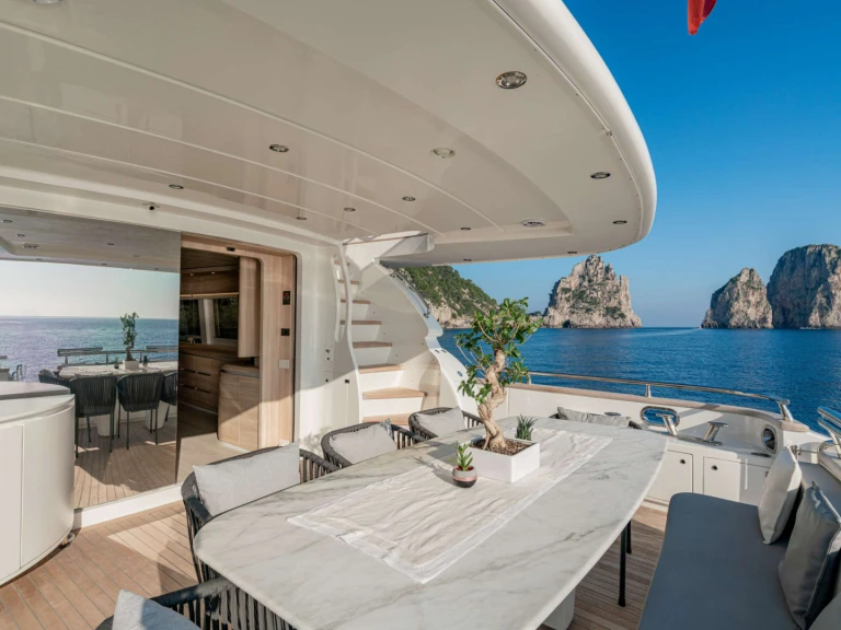 Vermietung Yacht Maiora mit Führerschein