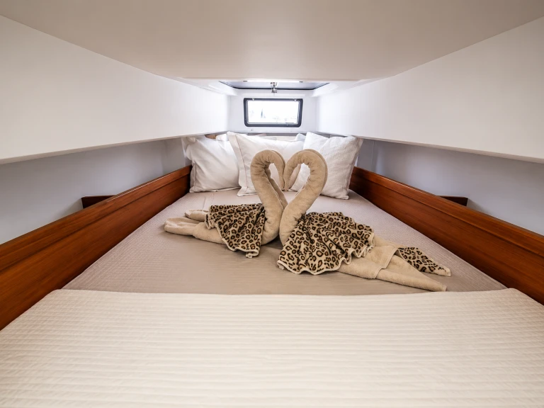 Boot mieten Lavrion günstig Axopar 37 XC Cross Cabin