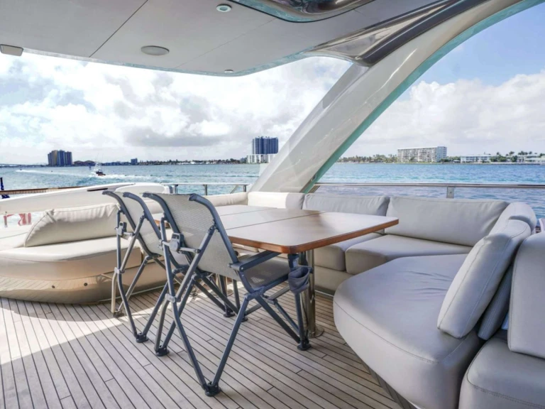 Boot mieten Nassau günstig RECORD YEAR