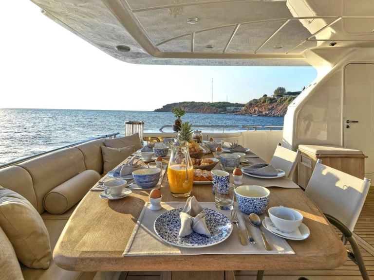 YachtCharter in Athen - Ferretti JULIE M auf SamBoat