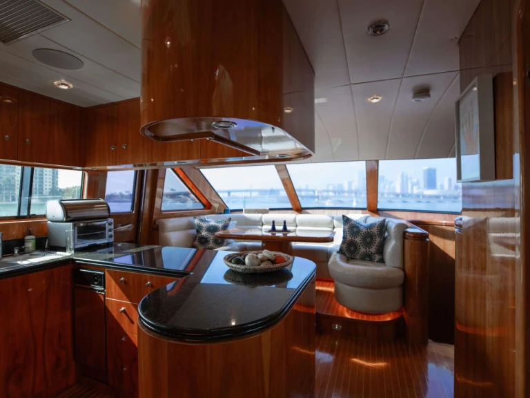 Vermietung Yacht Horizon mit Führerschein