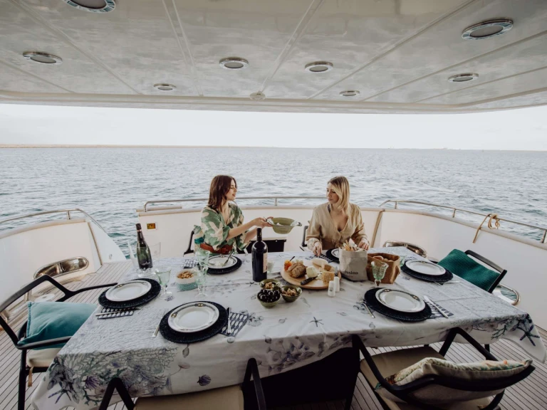 Yacht mit oder ohne Skipper Versilcraft mieten in Gouviá