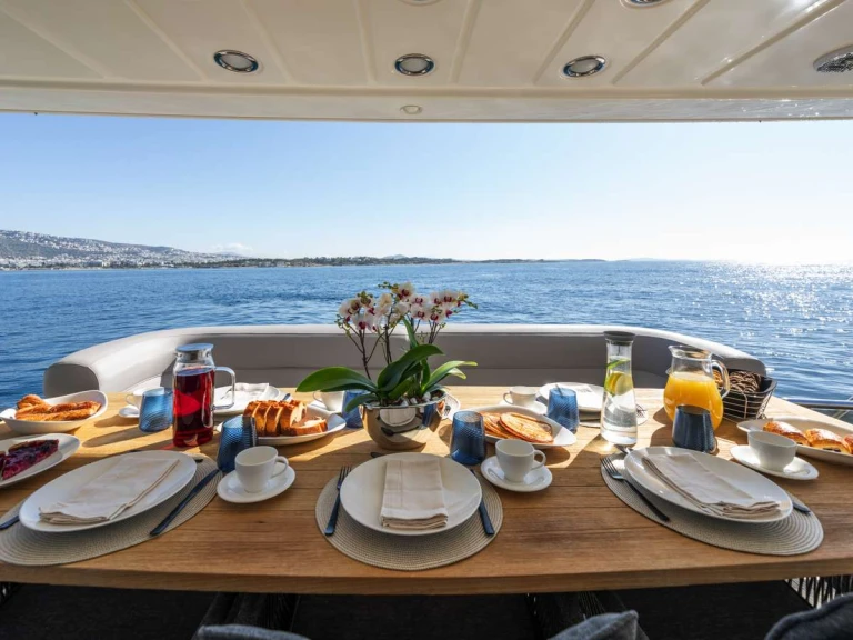 Posillipo ALFA mieten Athen
