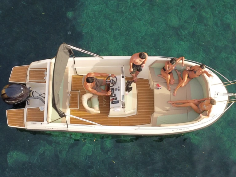 Motorboot mieten in Sant Antoni de Portmany zum besten Preis