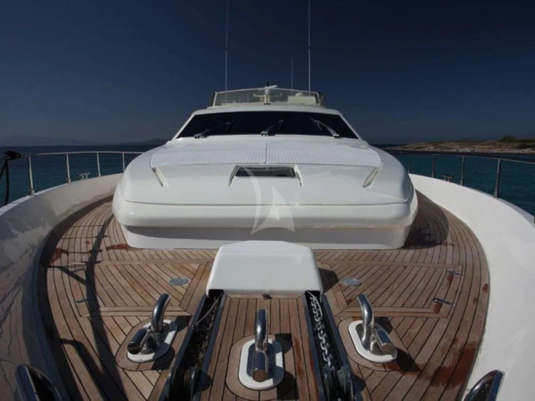 Vermietung Yacht Ferretti mit Führerschein