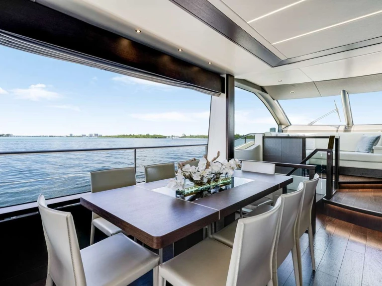 Yacht mit oder ohne Skipper Sunseeker mieten in Fort Lauderdale