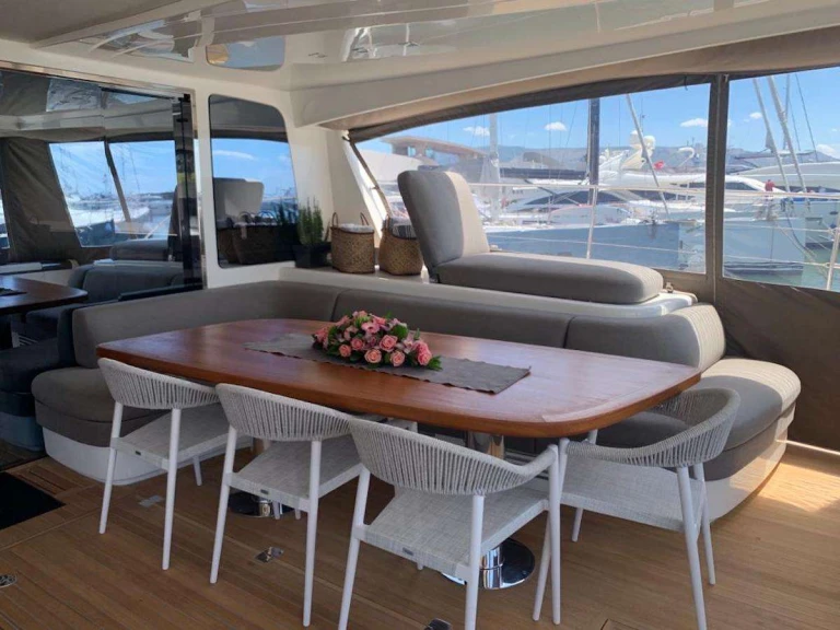 Yacht mieten in Athen zum besten Preis