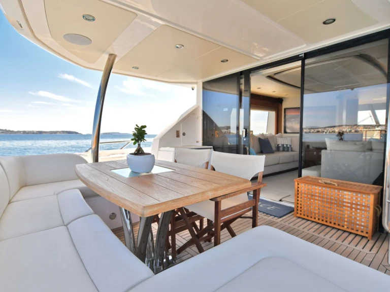 Vermietung Yacht Sunseeker mit Führerschein
