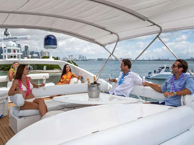 Bootsverleih Sunseeker GIULI Miami Samboat
