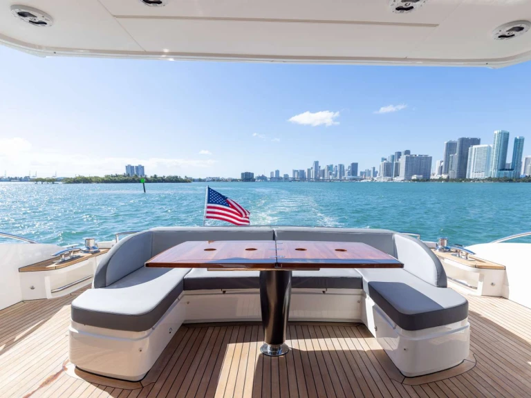 Yacht mieten in Miami zum besten Preis