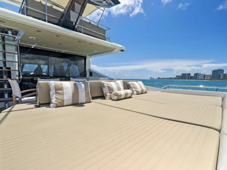 Yacht mit oder ohne Skipper Azimut mieten in Florida