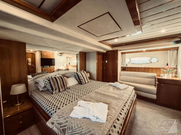 YachtCharter in Riposto - Ferretti Angelica auf SamBoat