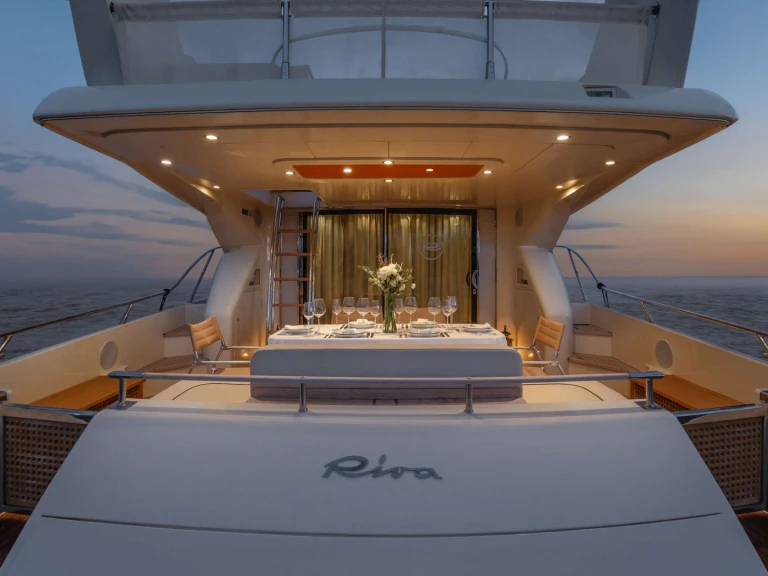 Yacht mieten in Athen zum besten Preis