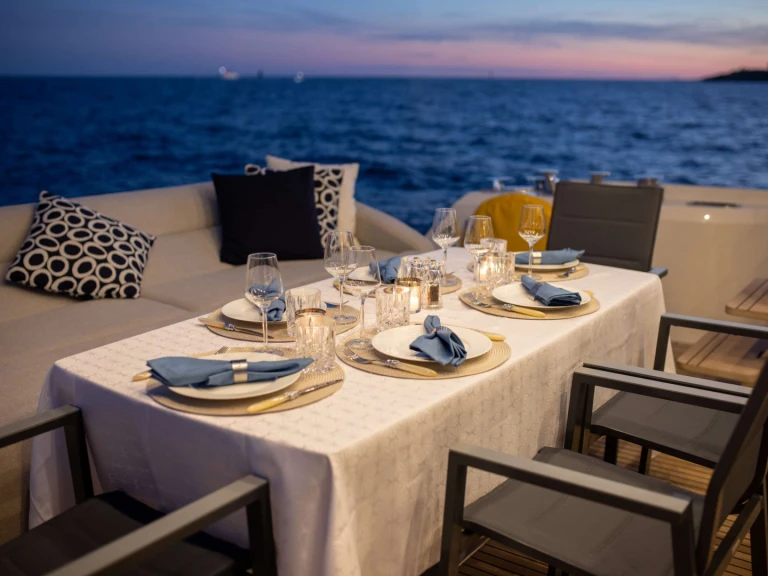 Yacht mieten in Provence-Alpes-Côte d'Azur zum besten Preis