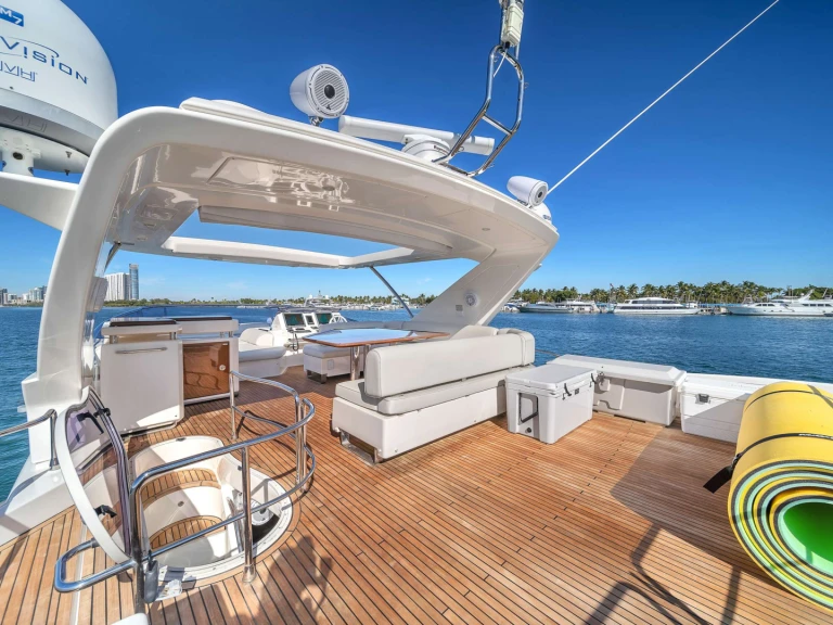 Yacht mit oder ohne Skipper Azimut mieten in Sunny Isles Beach (City)