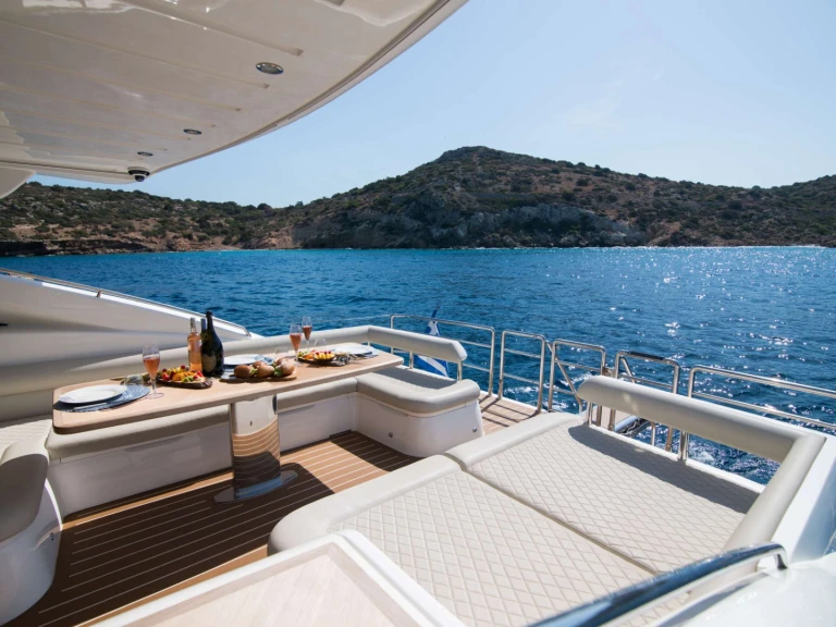 Yacht mieten in Athen zum besten Preis