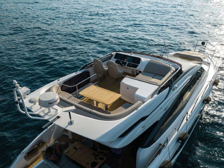 Bootsverleih Princess, UK ALL FOR YOU  Neapel Samboat