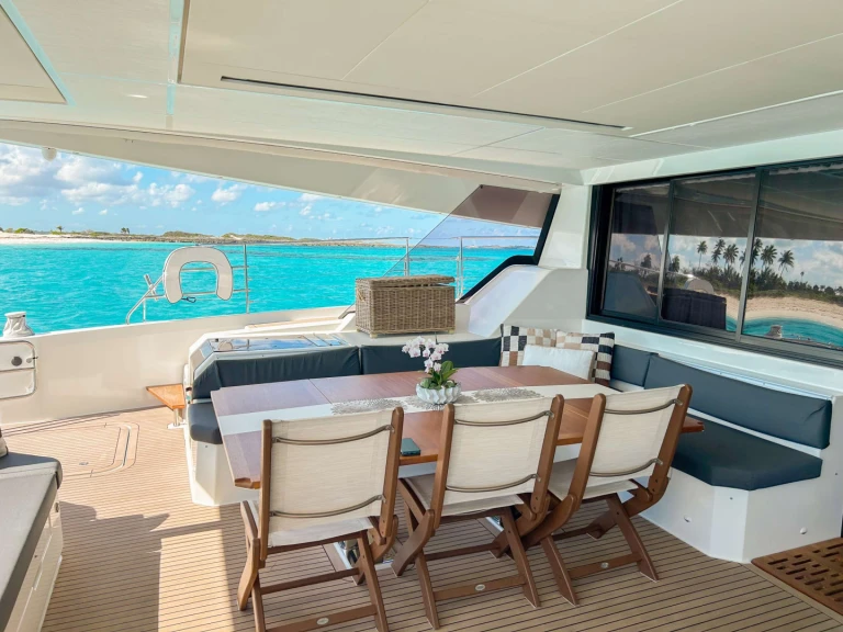 Boot mieten Nassau günstig PRINCESS MILA