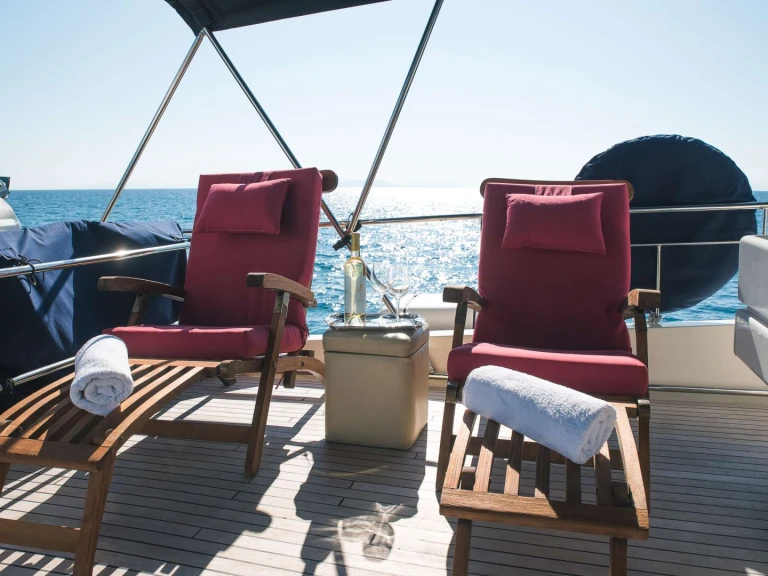Yacht mieten in Piräus - Posillipo TEMPTATION