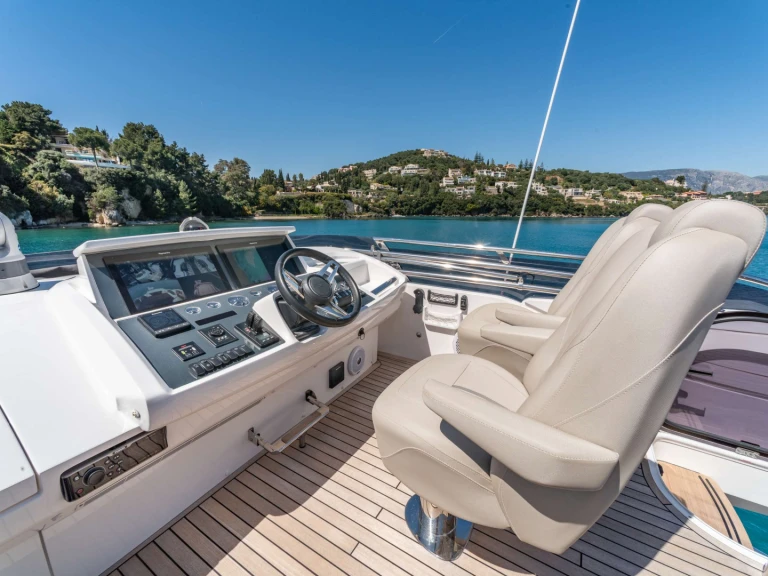 YachtCharter in Gouviá - Princess, UK FAR & AWAY auf SamBoat