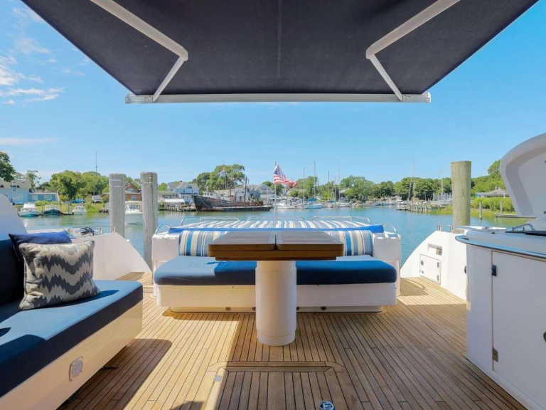 Yacht mieten in Jupiter zum besten Preis