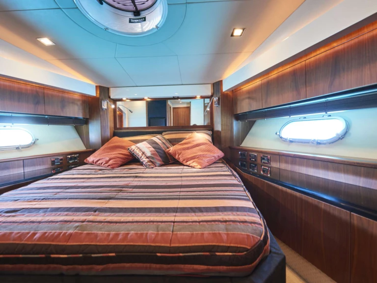 Vermietung Yacht Sunseeker mit Führerschein