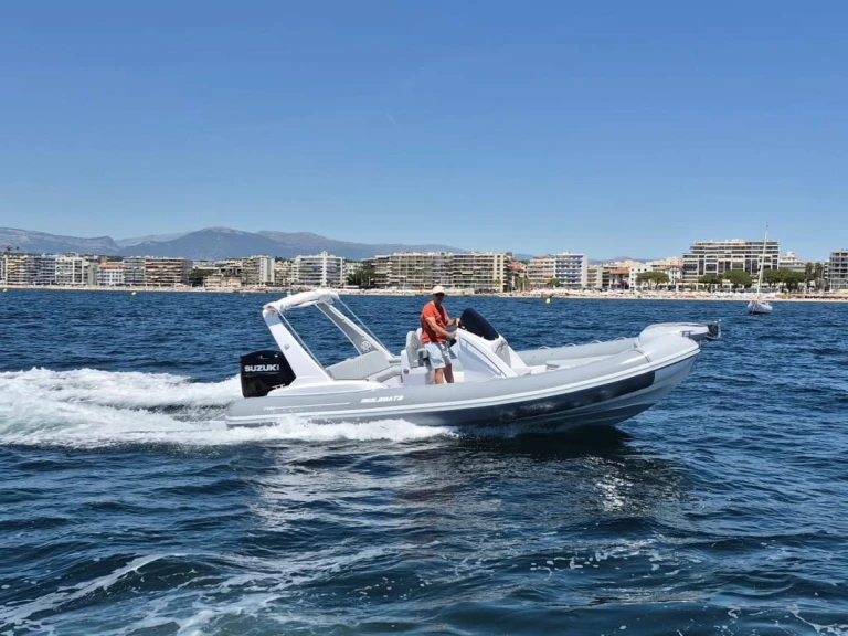 Schlauchboot mieten in Juan-les-Pins zum besten Preis