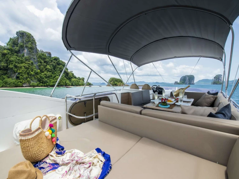 YachtCharter in Phuket - Princess, UK MAYAVEE auf SamBoat