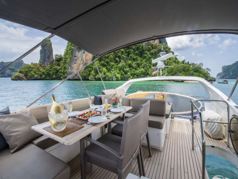 Ein Princess, UK MAYAVEE mieten in Phuket