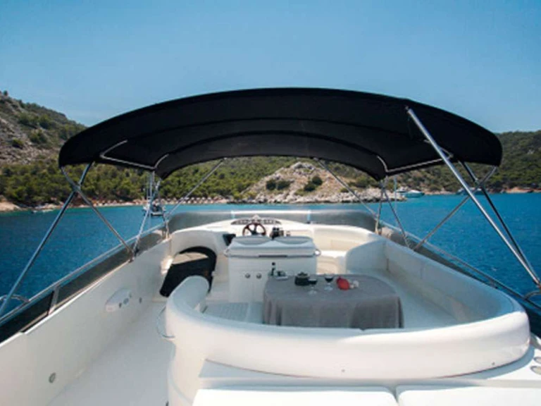 YachtCharter in Ionische Inseln - Princess, UK PRINCESS 61 auf SamBoat