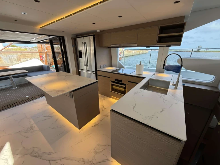 Yacht mieten in Bahamas - Xquisite Yachts Xquisite Hybrid