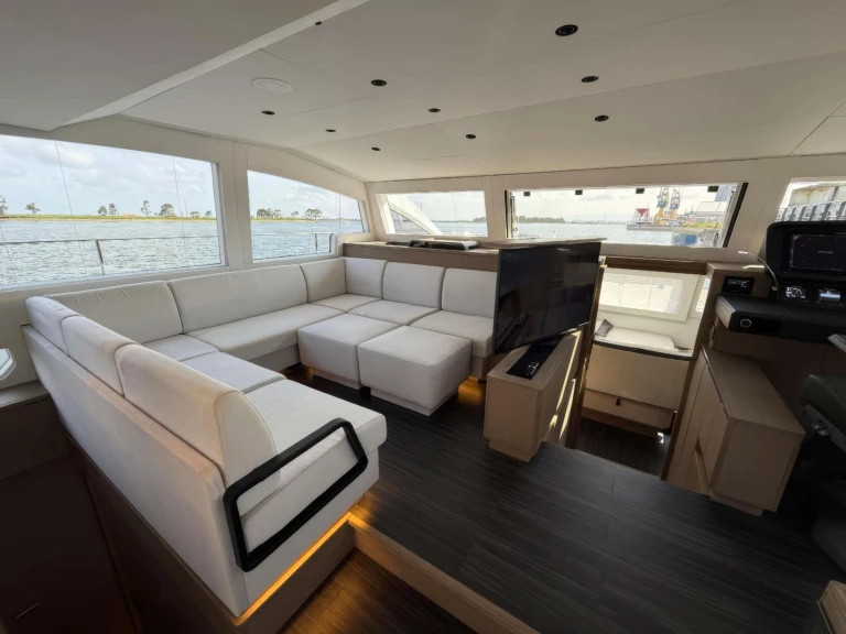 Bootsverleih Xquisite Yachts Xquisite Hybrid Bahamas Samboat