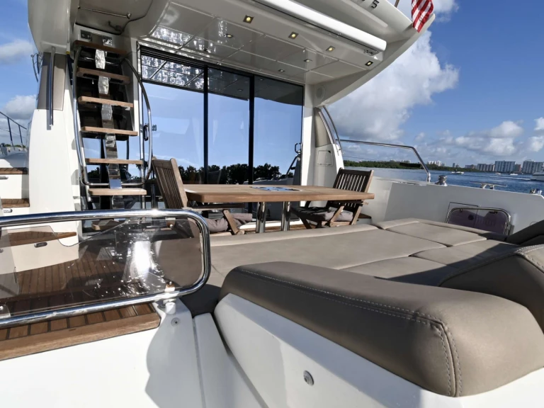 YachtCharter in Karibik - Prestige Yachts 60 Prestige auf SamBoat