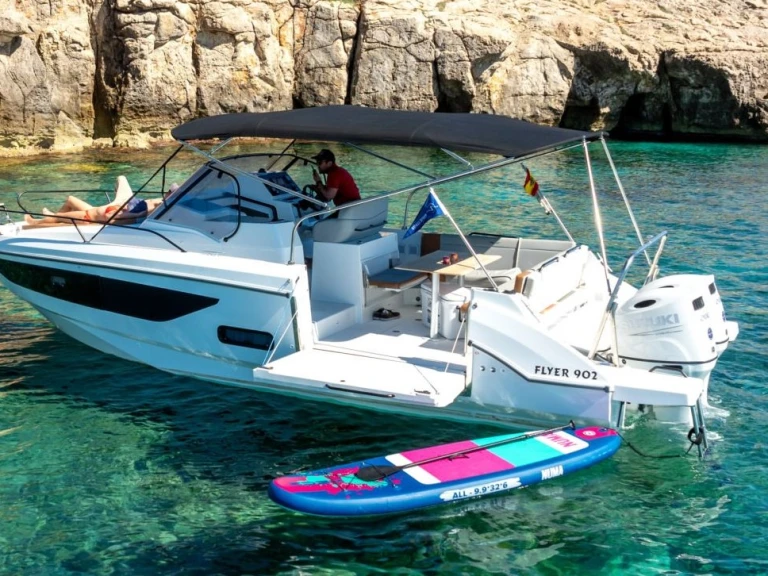 YachtCharter in Saint-Laurent-du-Var - Bénéteau FLYER 9 SUNdeck auf SamBoat