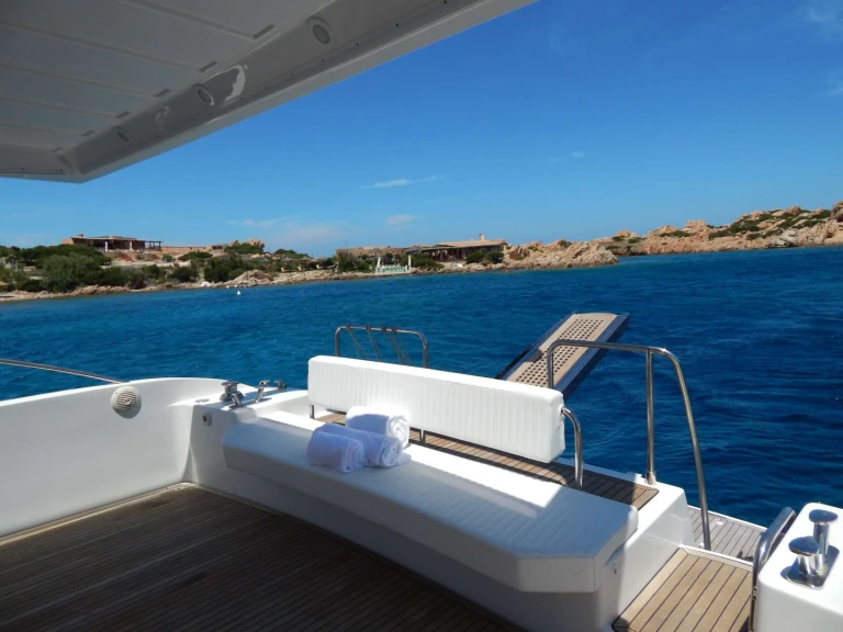 Yacht mit oder ohne Skipper  mieten in Cannigione di Arzachena