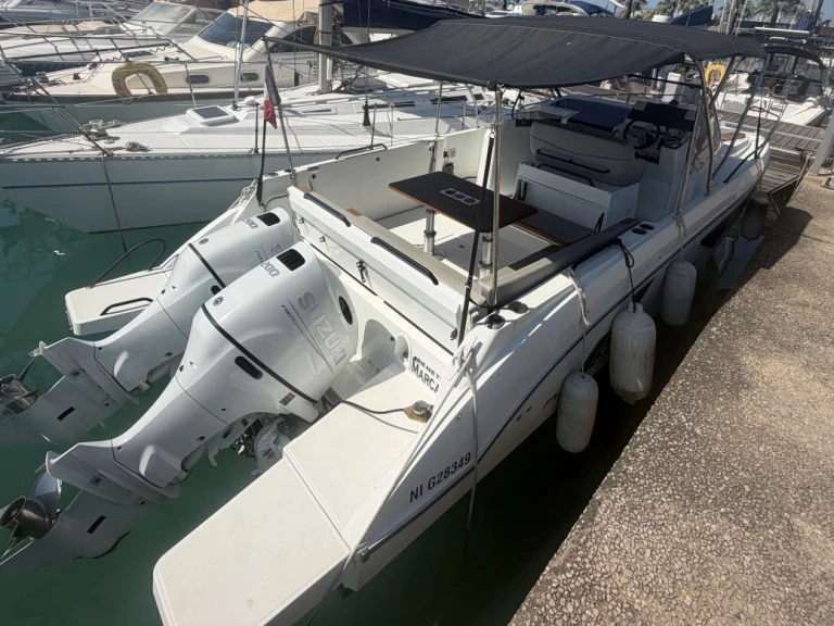 Motorboot mit oder ohne Skipper Bénéteau mieten in Saint-Laurent-du-Var