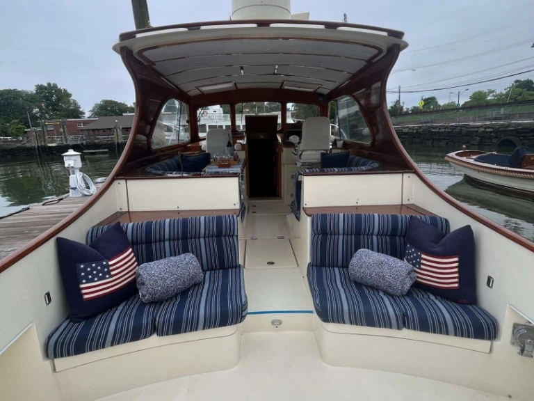 Hinckley MERLIN mieten Oyster Bay