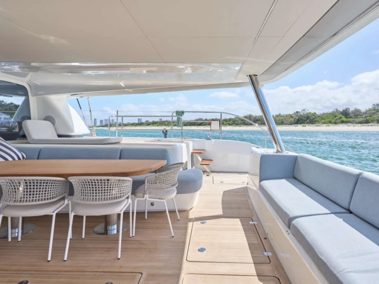 Yacht mieten in Athen zum besten Preis