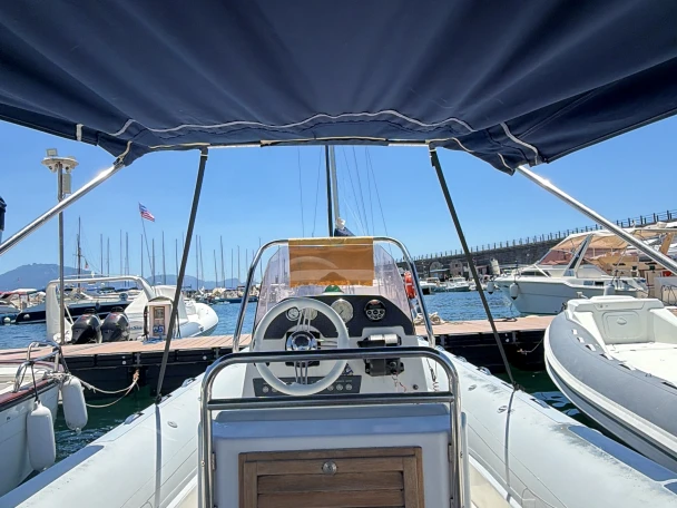Schlauchboot mieten in Porto di Torre del Greco zum besten Preis