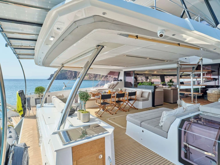 Yacht mieten in Néa Péramos zum besten Preis
