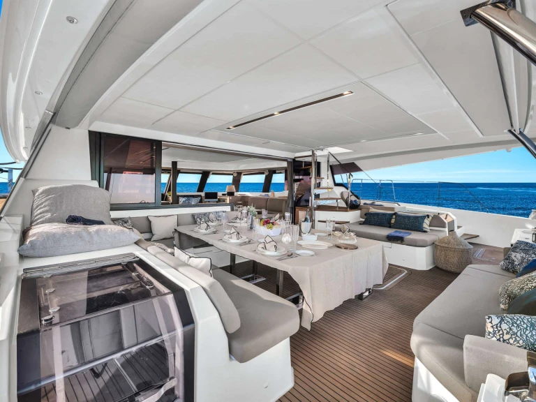 Ein Fountaine Pajot ERA mieten in Palma de Mallorca