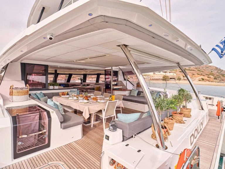 Ein Fountaine Pajot DOLLY mieten in Ionian coast