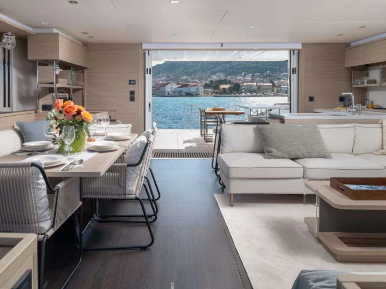 Vermietung Yacht Lagoon mit Führerschein