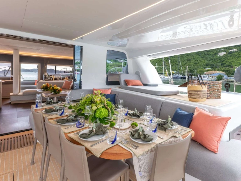 Vermietung Yacht Lagoon mit Führerschein