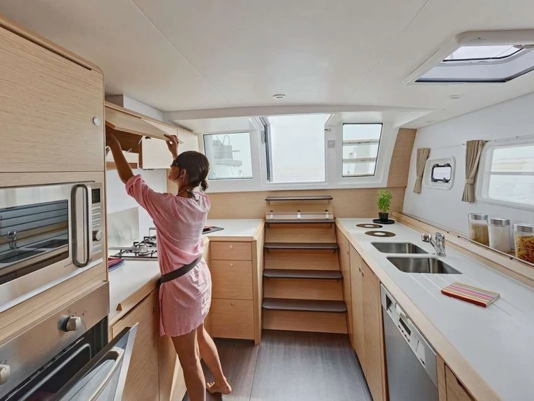 Vermietung Yacht Lagoon mit Führerschein
