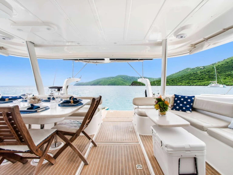 Ein Leopard DAYDREAM mieten in Tortola